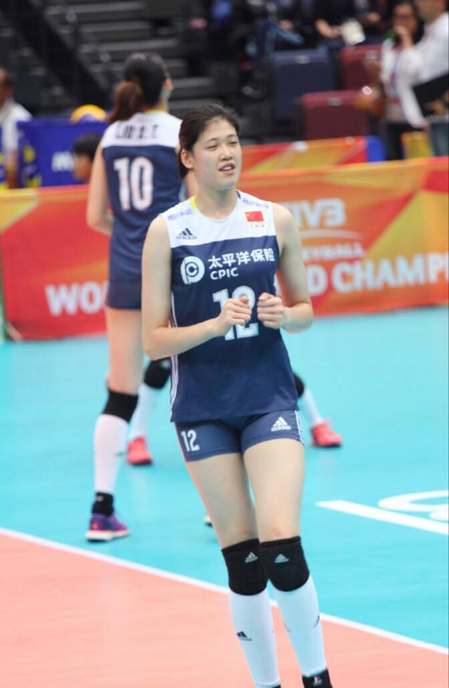 李盈莹在2018年一直就是中国女排最受关注的球员,无论是她表现好还是