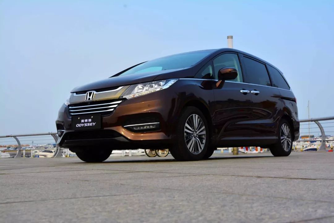 为什么gl8是商务mpv,奥德赛却是"奶爸专车"?