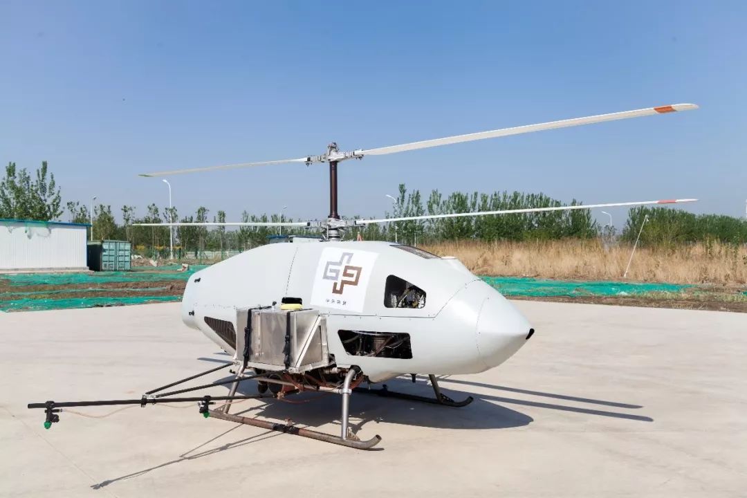 中国首架最大载药量农业植保无人直升机首飞成功__财经头条