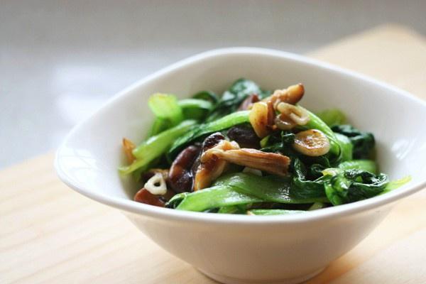 15款清淡爽口菜做法,比大鱼大肉好吃多了,家人总抱怨饭不够吃!