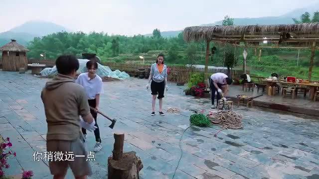 杨颖AngelaBaby在澳洲接受英文采访,怎么样.