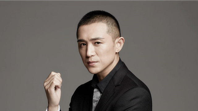 周明汕最新写真曝光 简约格调尽显型男魅力