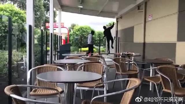 JALALS团队公仔恶作剧合集,一个个都超级搞笑