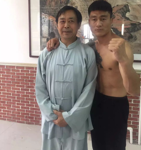 马保国也收散打徒弟!传武大师组团曲线抗击格斗狂人
