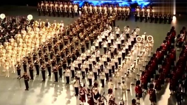 83版射雕英雄传花絮 !靖哥哥现场做怪脸 ,搞笑