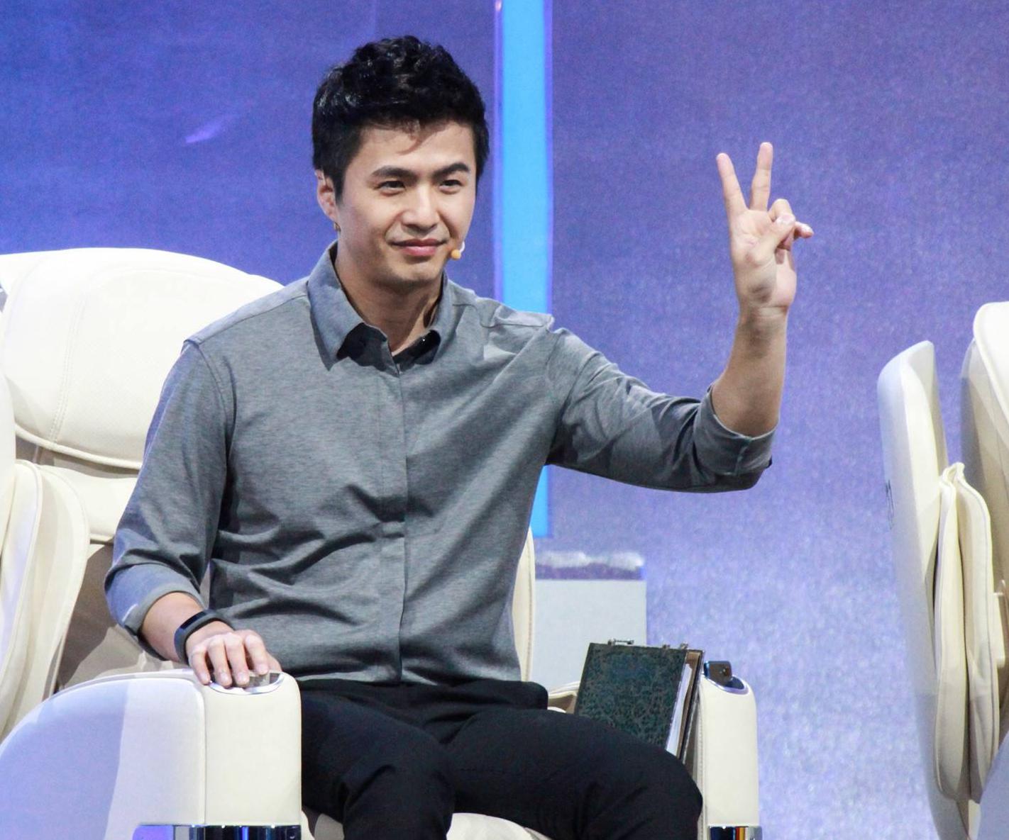 《最强大脑》制片人桑洁再次与网友对骂,这次大部分人都力挺桑洁