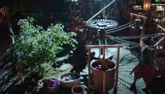 李小璐视频聊天,扶摇设计洗衣机,古装剧里的高科技到底多神奇?