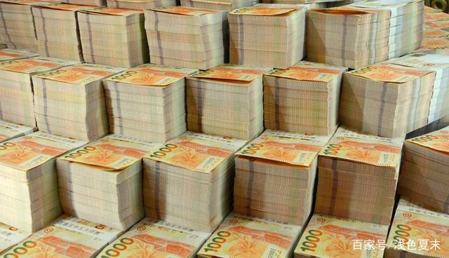 他35岁抢劫上亿被捕,40岁勒索富豪10亿港币,最终被枪决!