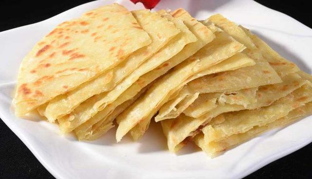 老婆做的这个葱花大饼足足有5层,3分钟就能做好,做早餐最好吃了