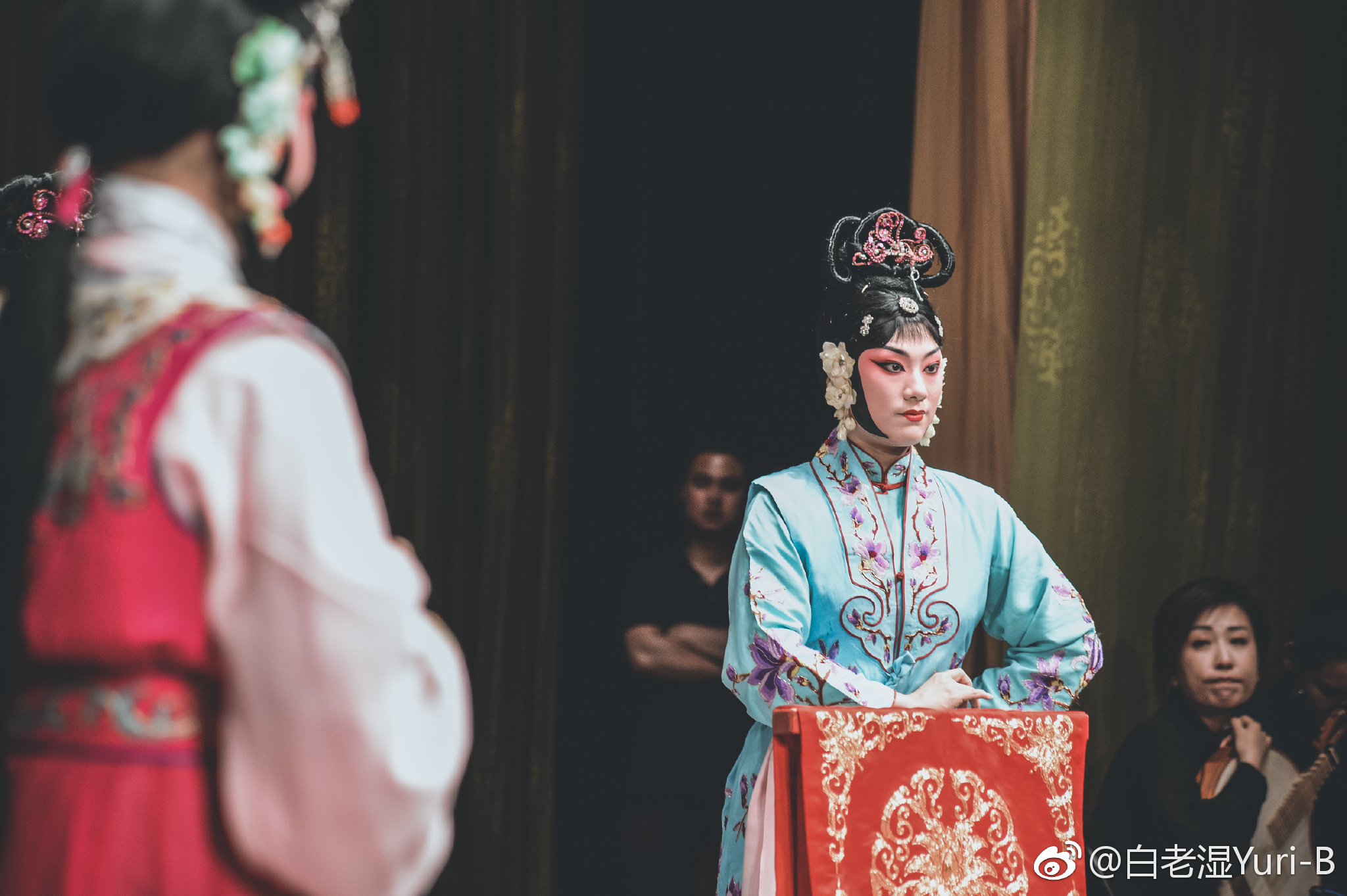 前两天去 找 老湿看戏