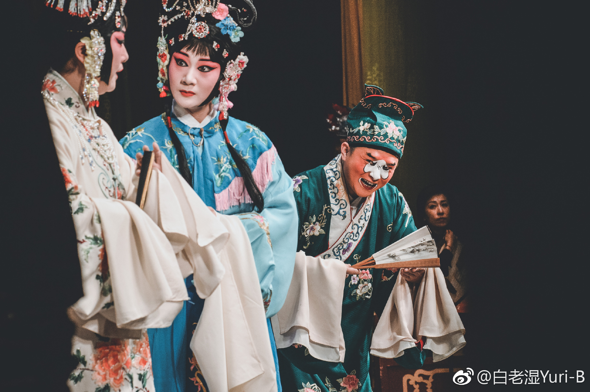 前两天去 找 老湿看戏