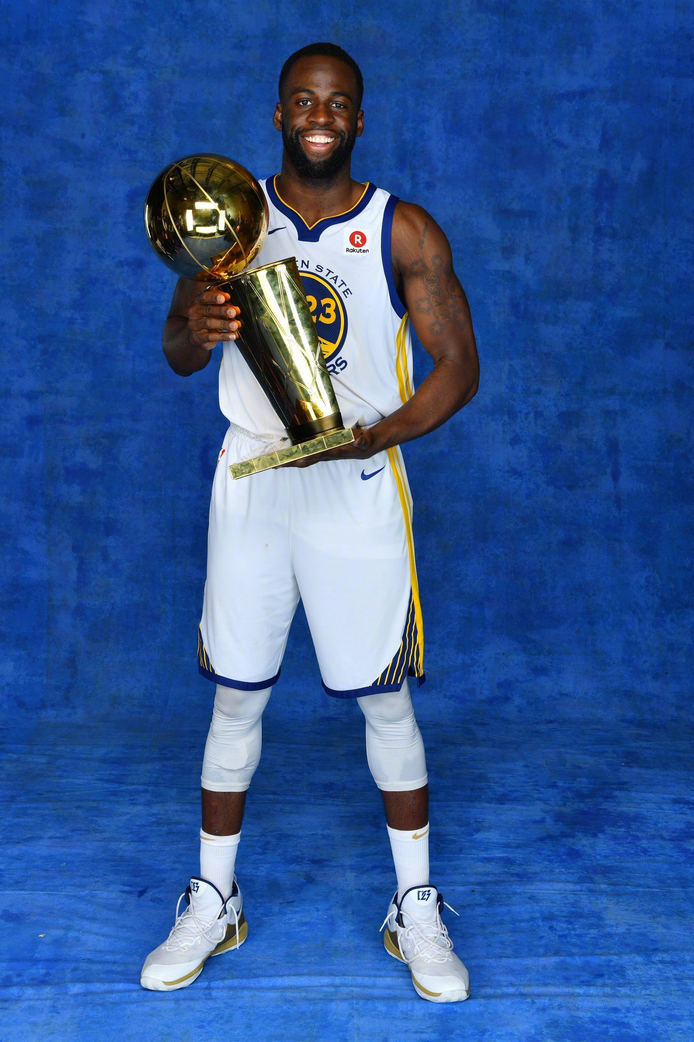 六年前的今天,勇士在第二轮总第35顺位选中了德雷蒙德-格林