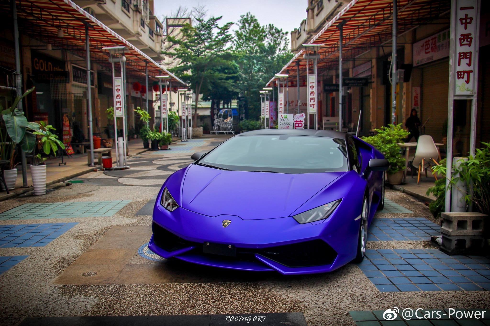 紫色小蛮牛,兰博基尼-huracan