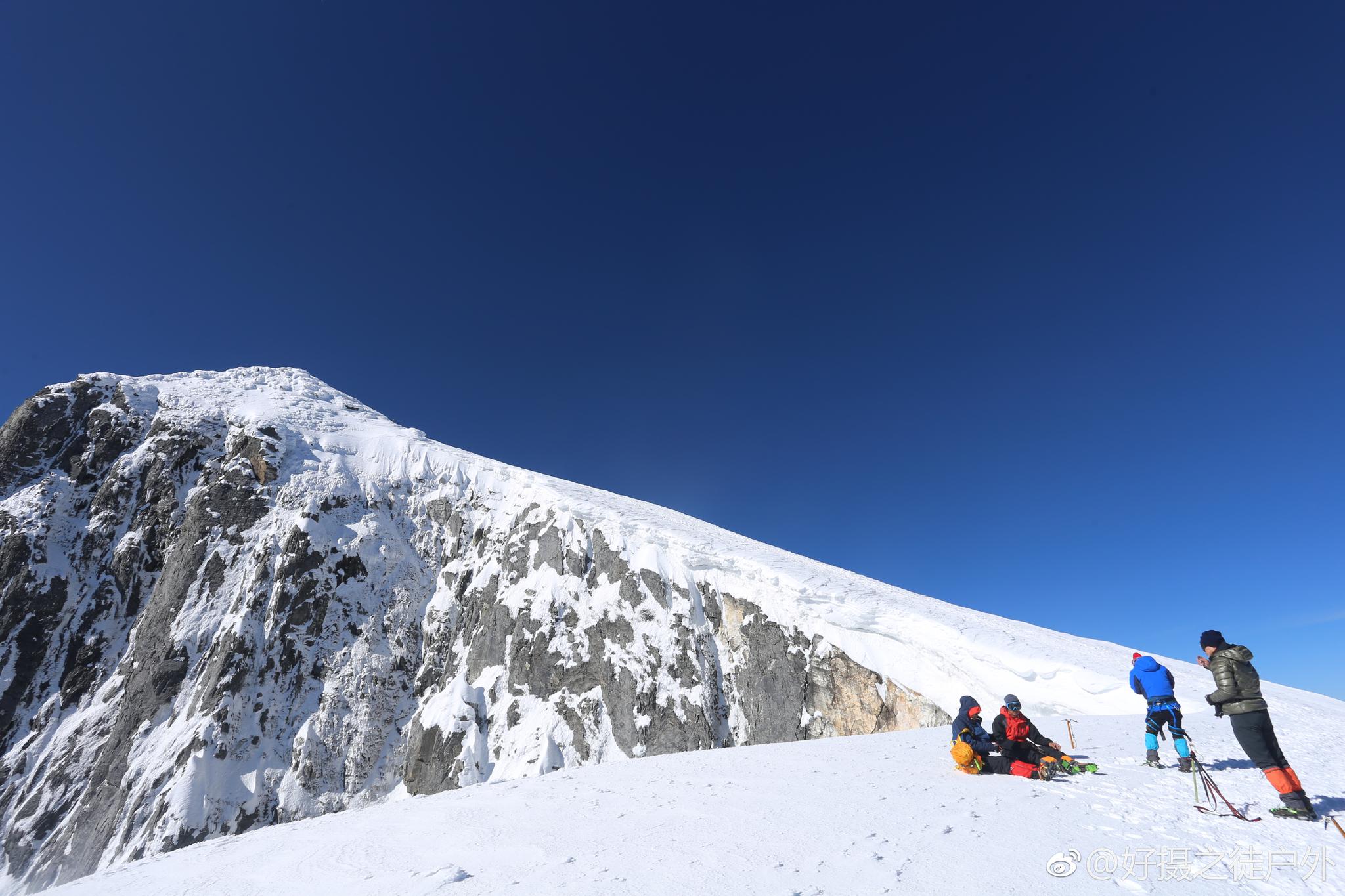 哈巴雪山攀登大环线 哈巴全景环游 问鼎雪山巅峰（5日行程） - 8264出行攻略