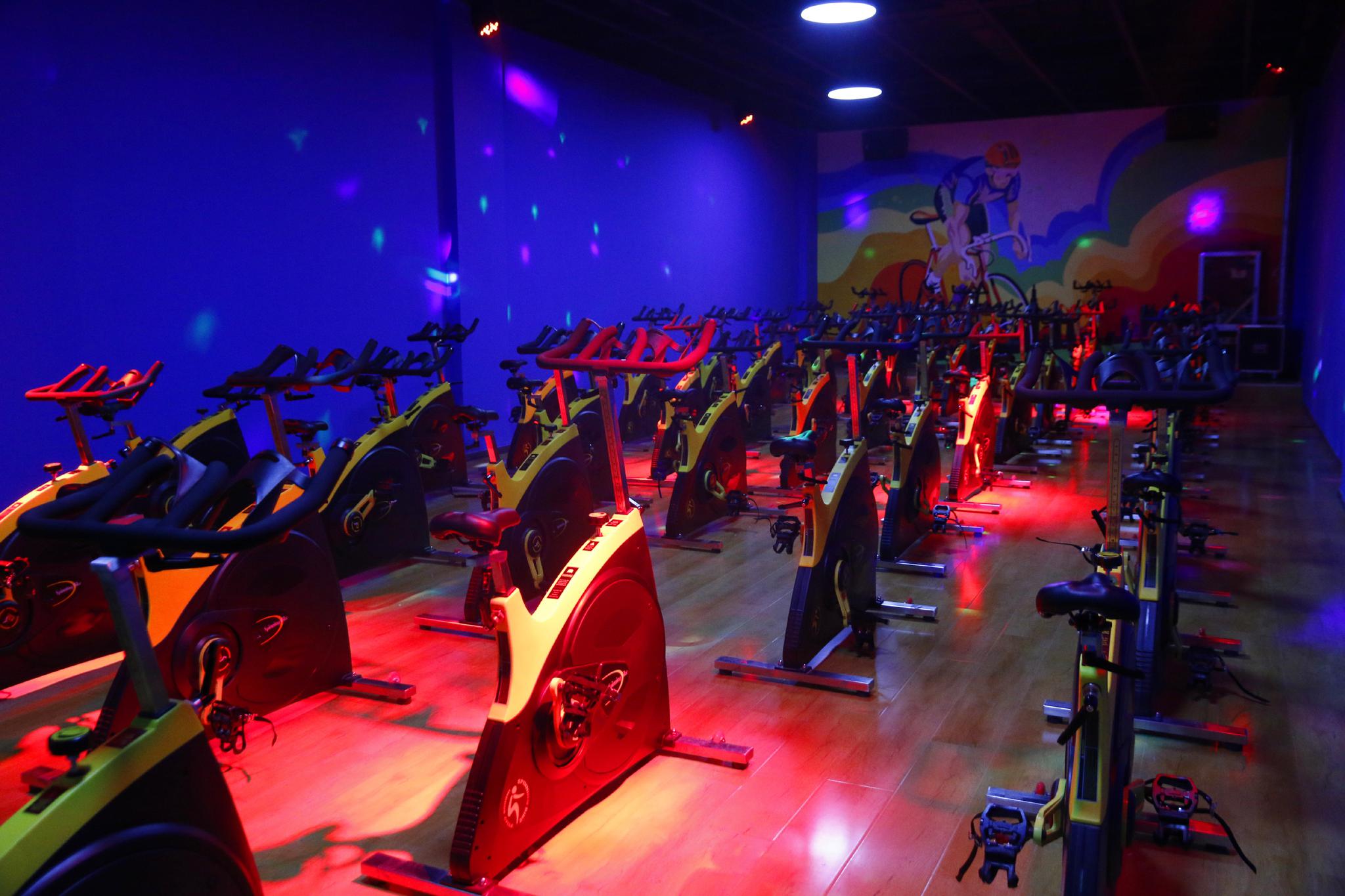 阳光健与美健身俱乐部私教优惠活动上线啦