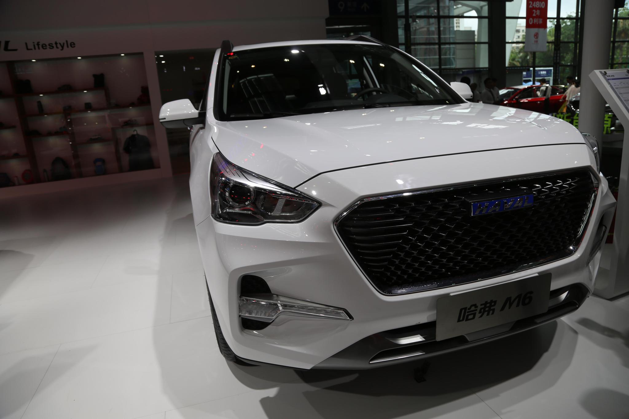 长城哈弗m6 蓝标版,10万级别超值家用suv,车展实拍!