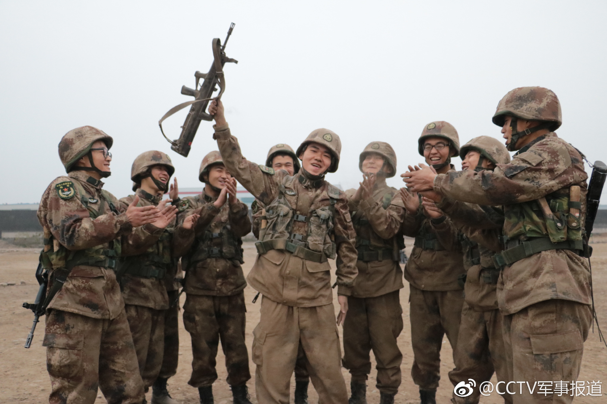 这一份战场上的生死诺言,老兵肖铿.