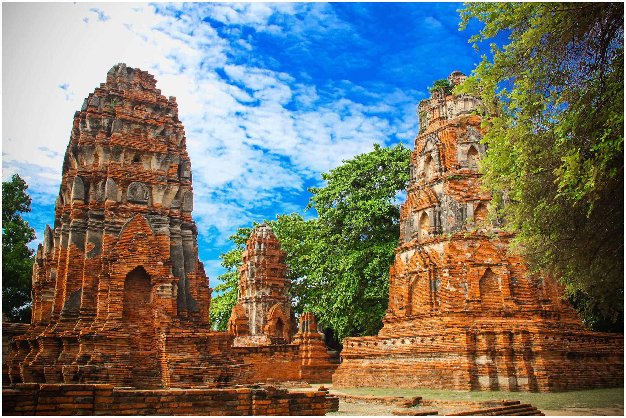 男生去泰国礼貌打招呼说萨瓦迪卡当地人却投来异样目光