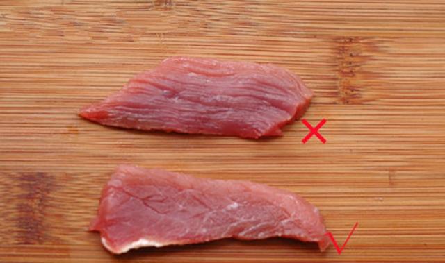 横切牛肉,斜切猪肉,竖切鸡.