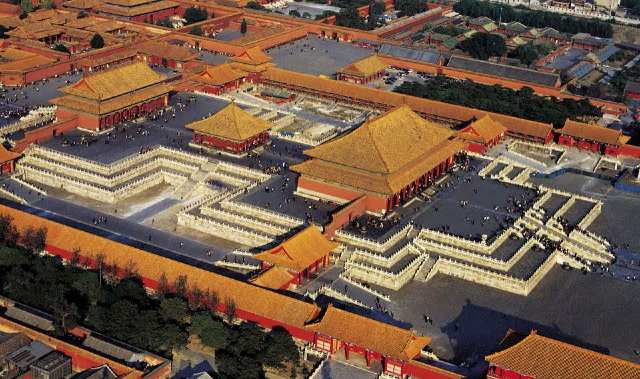 航拍故宫全景图!你应该没见过这样的故宫!|全景|故宫|太和殿_新浪新闻