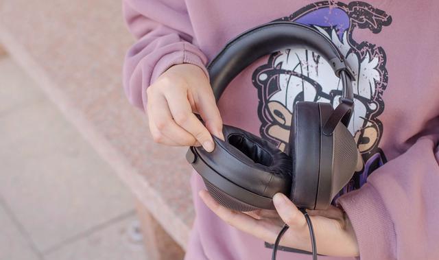 索尼耳机MDR-Z1R测评: 1.3万的止烧利器!