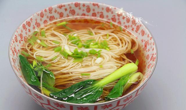 三步一碗面, 不起眼的清汤寡水比吃肉还香