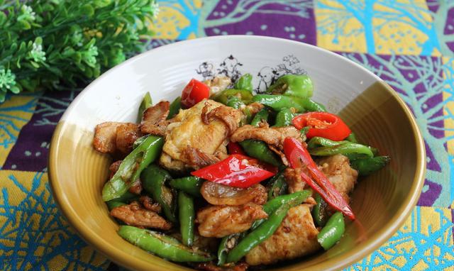 一碗香的做法，正宗湖南菜，现在已经成为家喻户晓的下饭菜