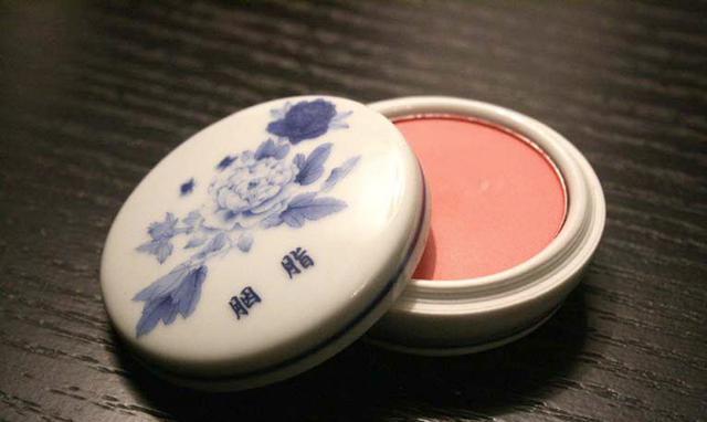 古代的口红很高级|化妆品|口红|胭脂_新浪新闻