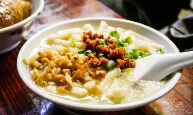 在粥粉面饭中,吃透香港百年变幻|人均10元起