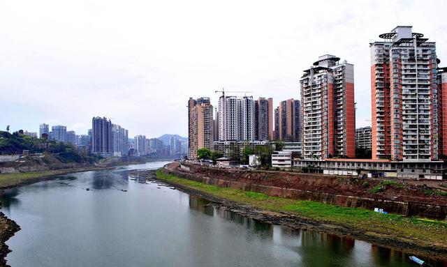 四川又新增两条高铁规划,这座城市将成为西部