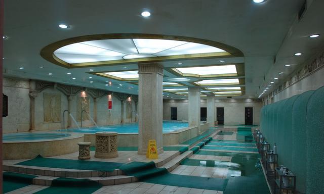 纵情享受自然的精细与朴实,天镇,我想与你长相厮守,掬温泉以洗尘.