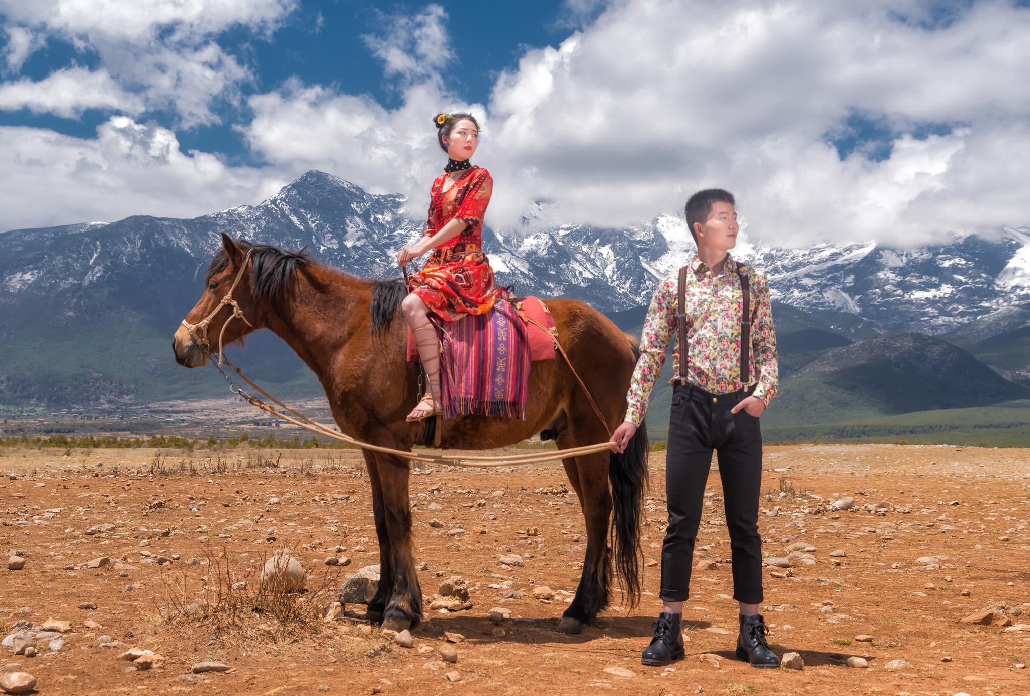 岁月里总有秀丽暗香浮动生命有热烈也有平淡有欢喜也有忧伤