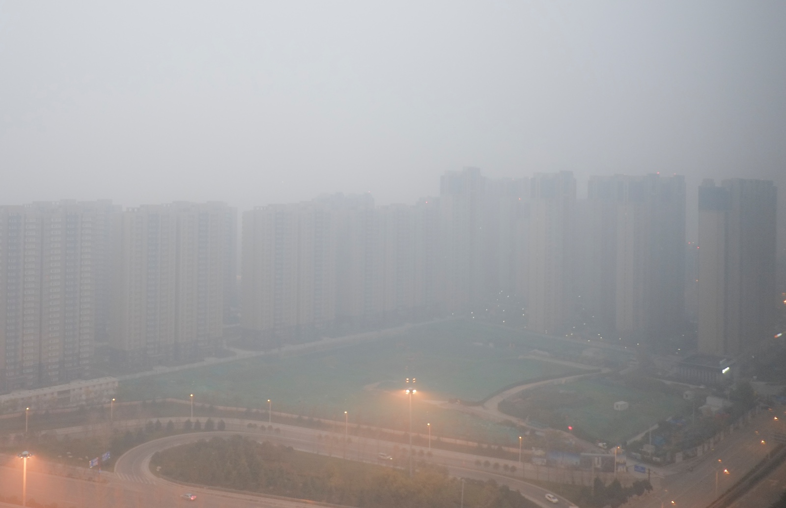 科学网—武汉：雾霾中的太阳 - 张叔勇的博文