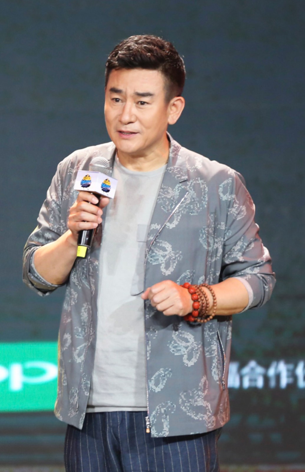 李洪涛胡军加盟《青春同学会》 现场同窗外号大爆料