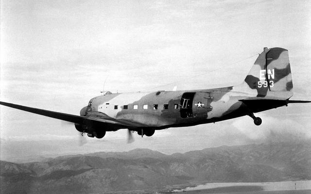 越战中美军喷火魔龙ac47d炮艇机给北越军队造成大量伤亡