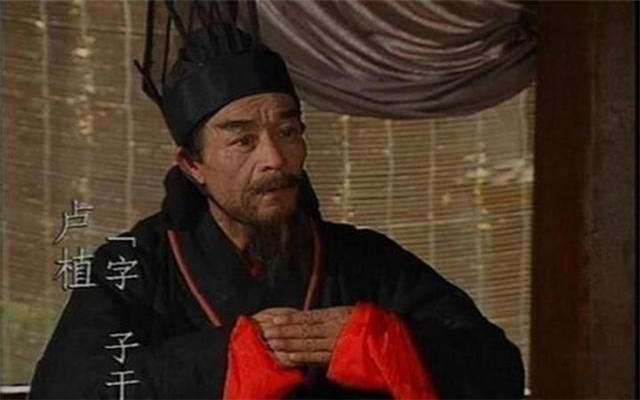 天下谁人懂卢植不是得意门生刘备和公孙瓒而是奸雄曹操