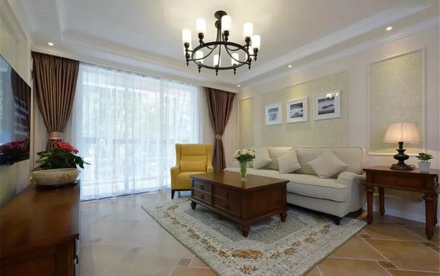 天花做吊顶,用石膏线收边,真的很好看!