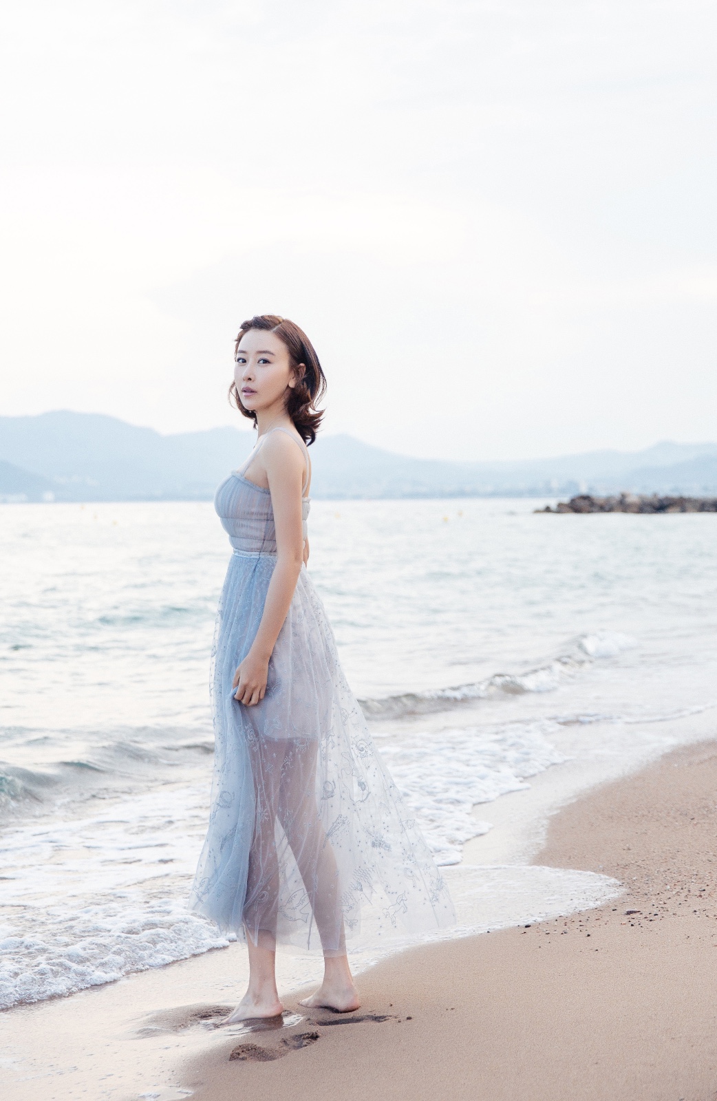 毛俊杰夏日清新写真曝光清爽直率不失仙气