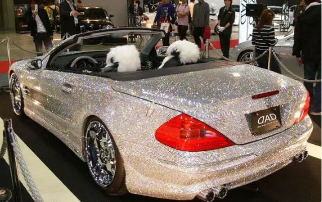 迪拜王子到底有多奢华,看看他们的豪车你就知道,图4有价无市