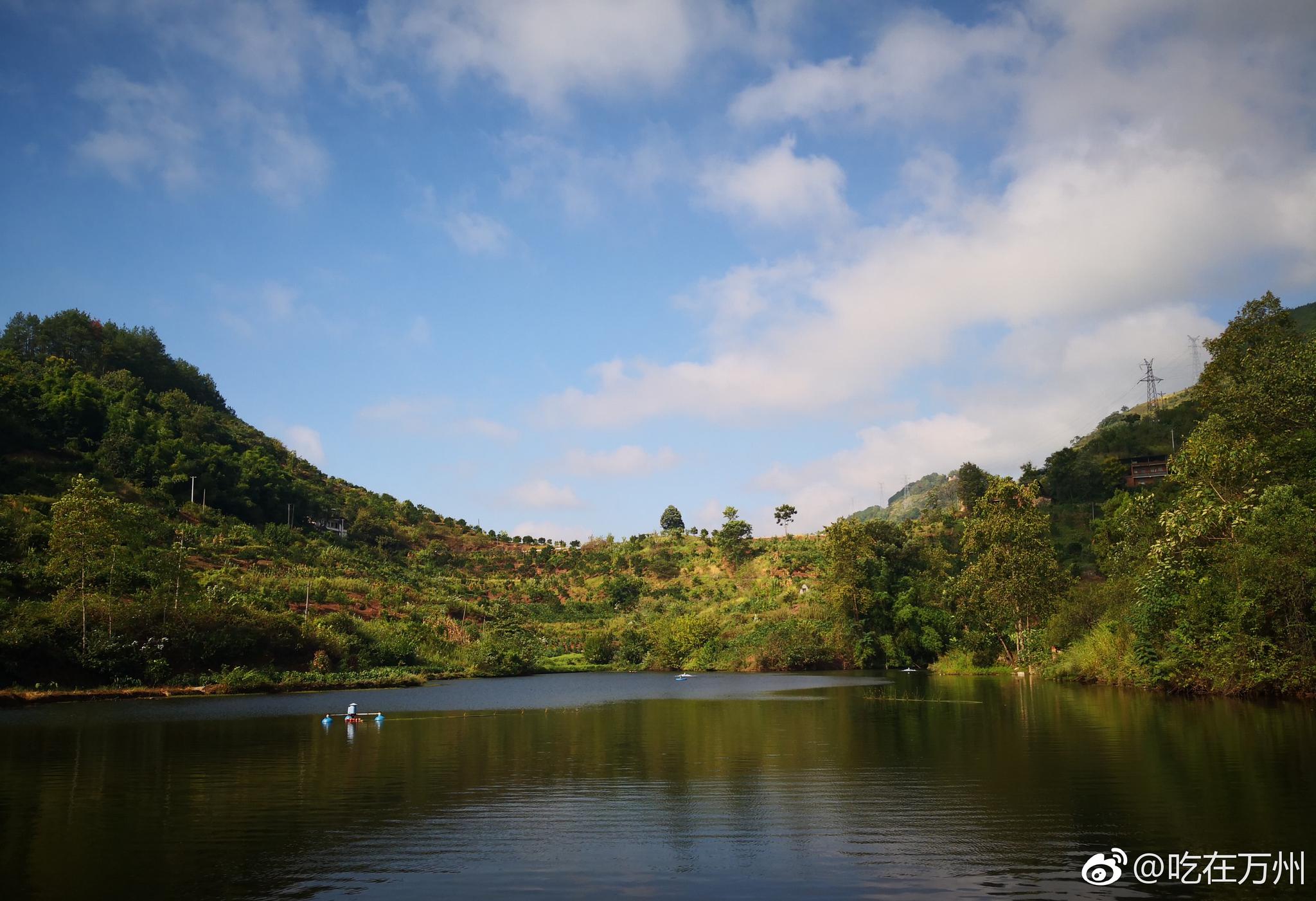 水库鱼自家水库流水养殖,纯粮食喂养,高山泉水鱼,鱼瘦肉质鲜嫩.
