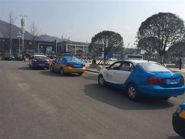 六盘水出租车实行双向扣减分:"扣爆"20分的将纳入重点监管|驾驶员|出