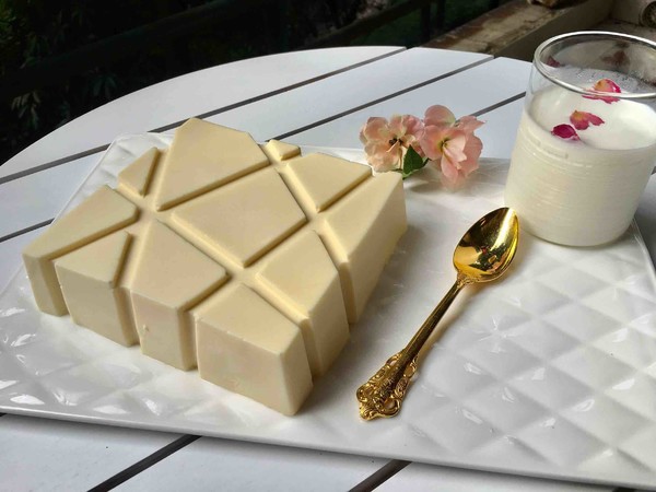 美味早餐给早起一个理由酸奶冻芝士蛋糕