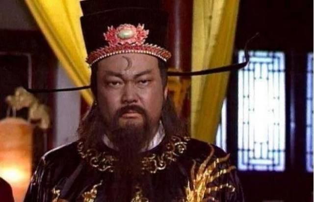 古代5大清官,明朝占了2人,一人穷的吃烂菜叶子