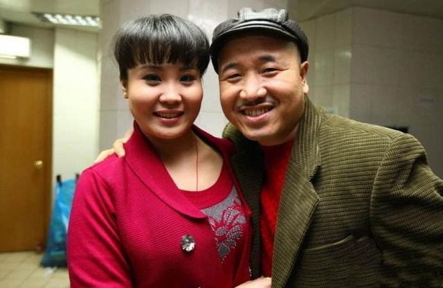 《乡村爱情》中的两对夫妻演员,虽年龄差了辈,但生活却很幸福