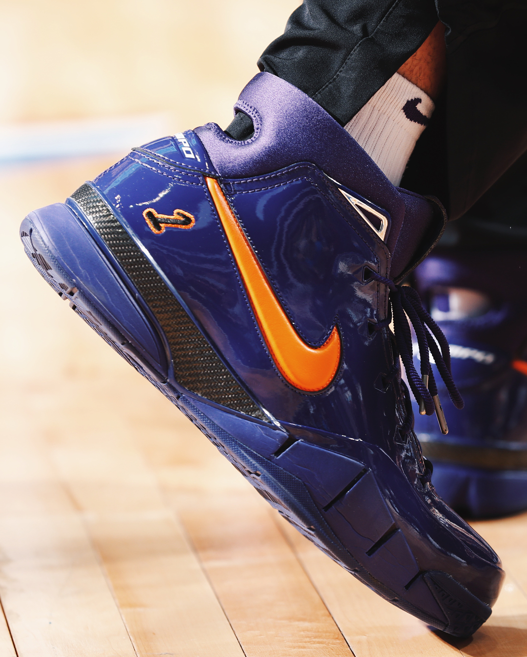 德文布克对达拉斯上脚了 kobe 1 protro 专属pe