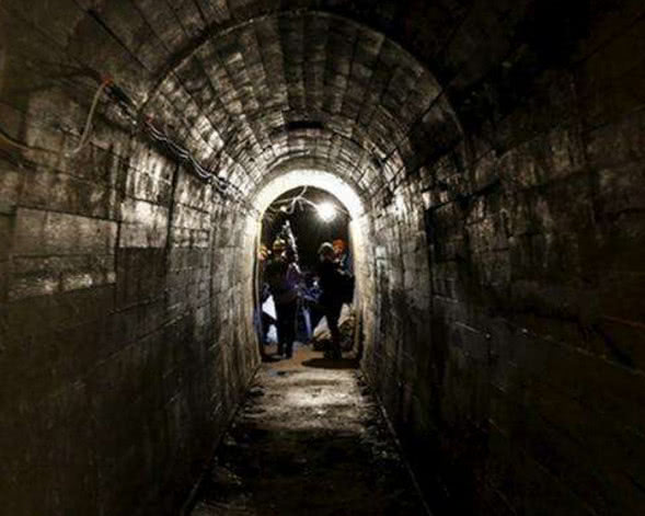 世界最安全的地下防空洞斥千万巨资躲避1000枚原子弹不成问题