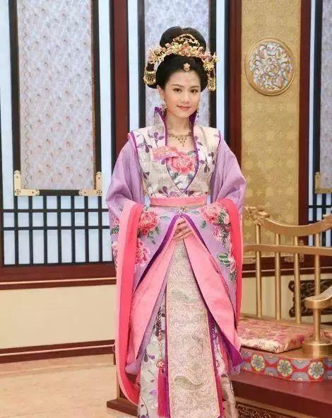 《深宫计》开播她却因与tvb有纠纷无缘宣传,想念台