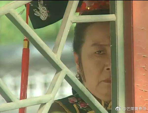 记得当年看容嬷嬷扎针,瑟瑟发抖～如今翻拍还会有这样的经典么