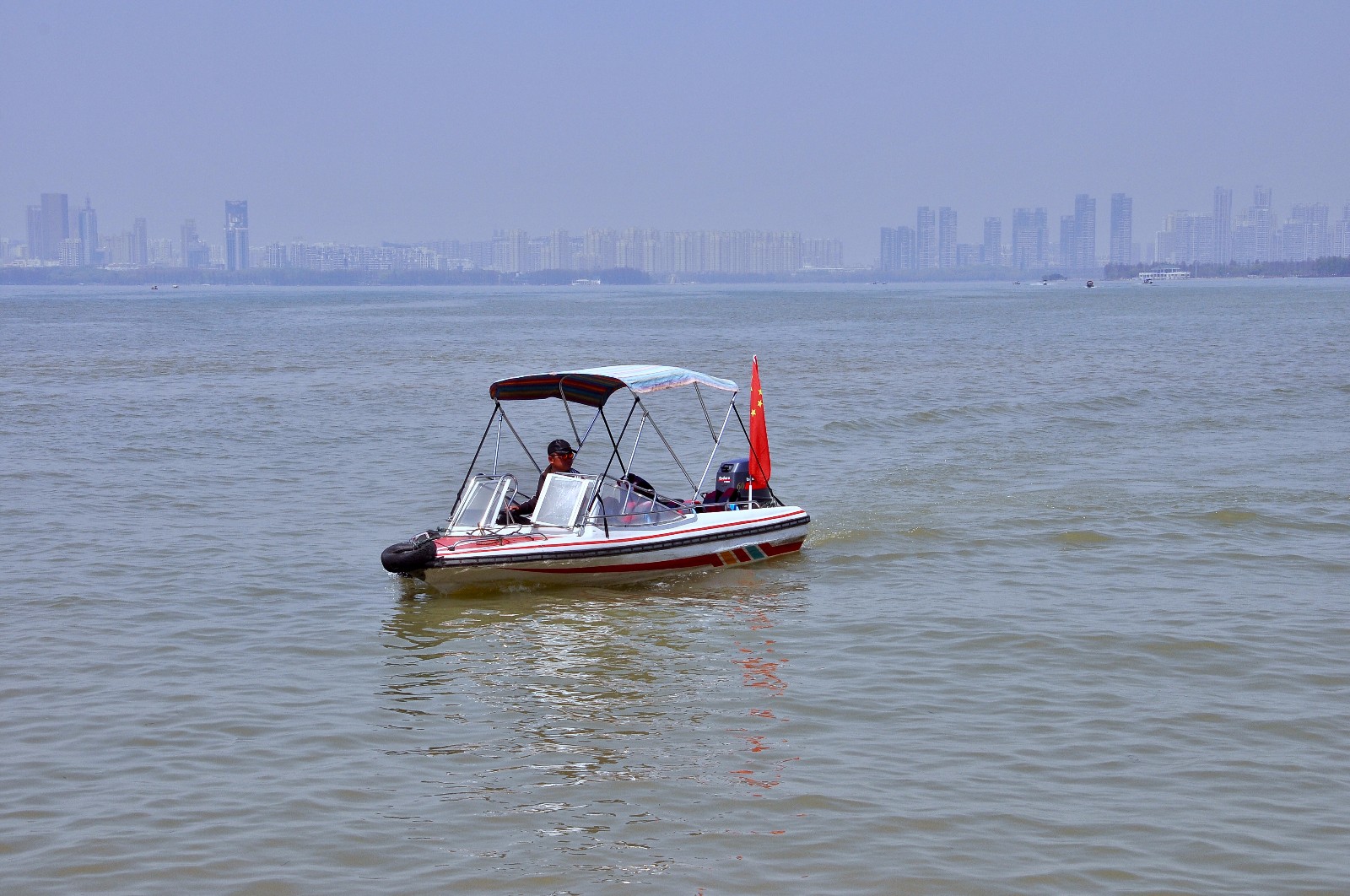 东湖游船(武汉 东湖风景区)