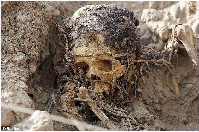 吕布墓被发掘,千年古尸复原一代虎将露真容!